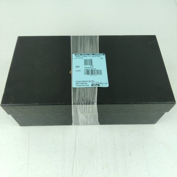 NWT $198 J Crew Patent Leather Oxford Shoes Grosgrain Trim, Soft Yellow 12M - Picture 2 of 2